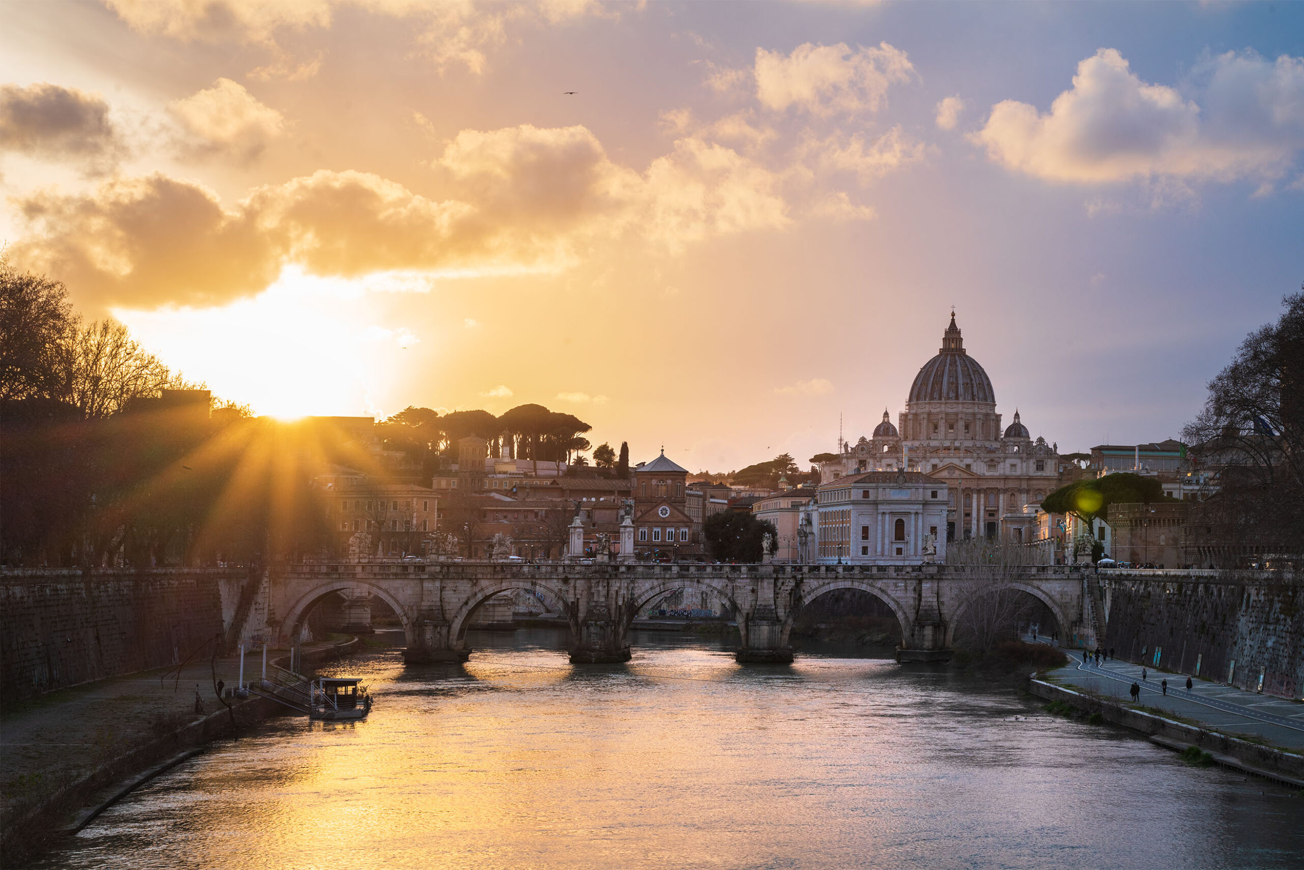 bridge and Tiber river in Rome